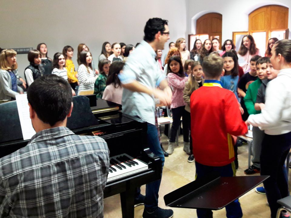 Taller coral en el Colegio Público El Castellar de Villafranca
